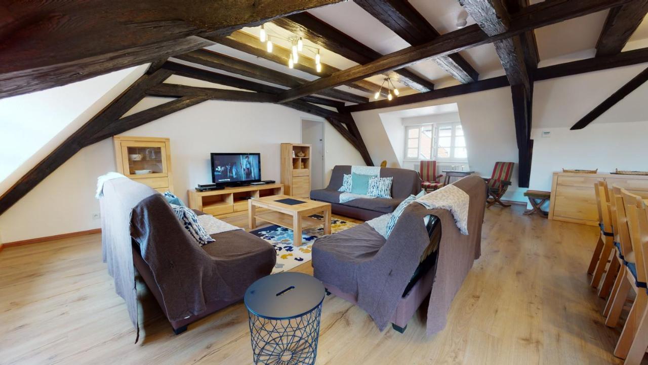 Aux Bijoux De Colmar - Le Saphir - 1 Parking Gratuit Appartement Buitenkant foto